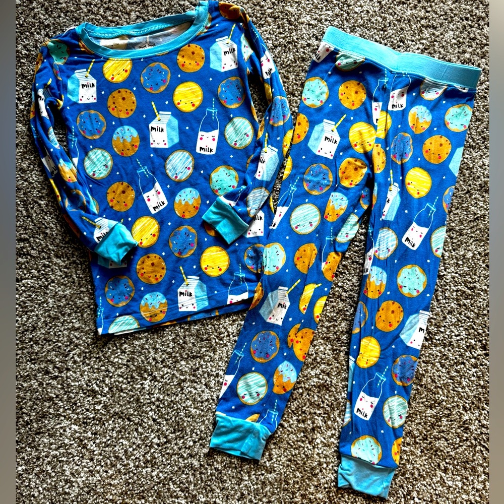 Cookies & Milk Little Sleepies 3T
